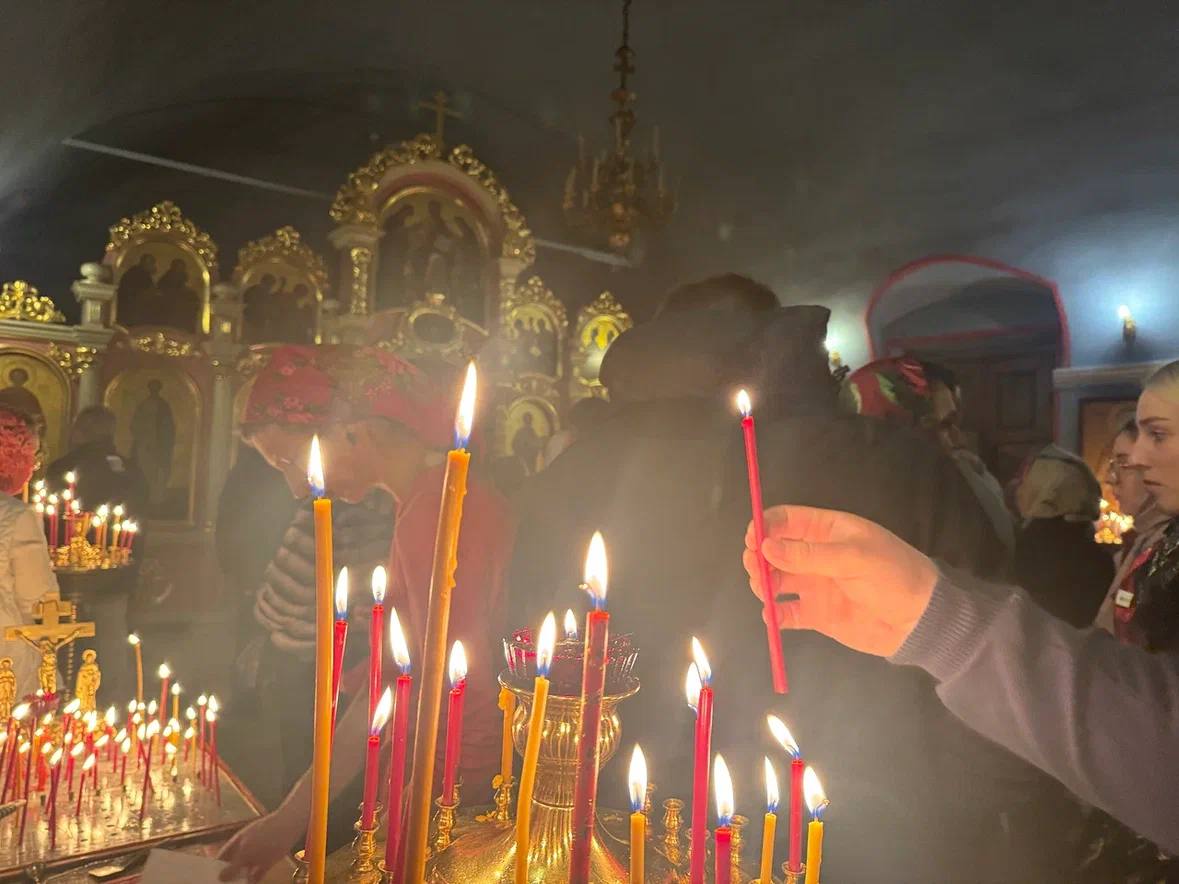 В Церкви Илии Пророка села Ильинское проходит торжественное пасхальное богослужение В Церкви Илии Пророка села Ильинское проходит торжественное пасхальное богослужение