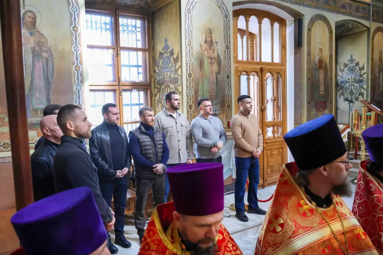 Михаил Собакин: В Светлый праздник Пасхи вместе с коллегами, главами Подольска и Серпухова, принял участие в Крестном ходе Михаил Собакин: В Светлый праздник Пасхи вместе с коллегами, главами Подольска и Серпухова, принял участие в Крестном ходе