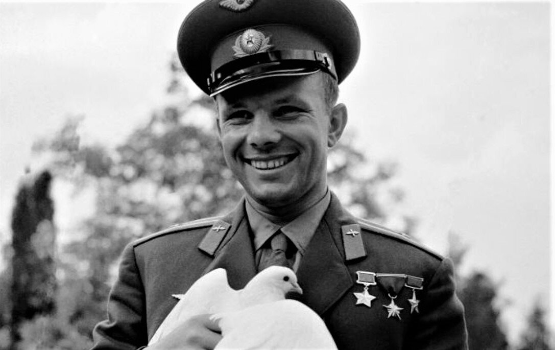 ХРИСТОС ВОСКРЕСЕ! Бог и космонавтика ХРИСТОС ВОСКРЕСЕ! Бог и космонавтика