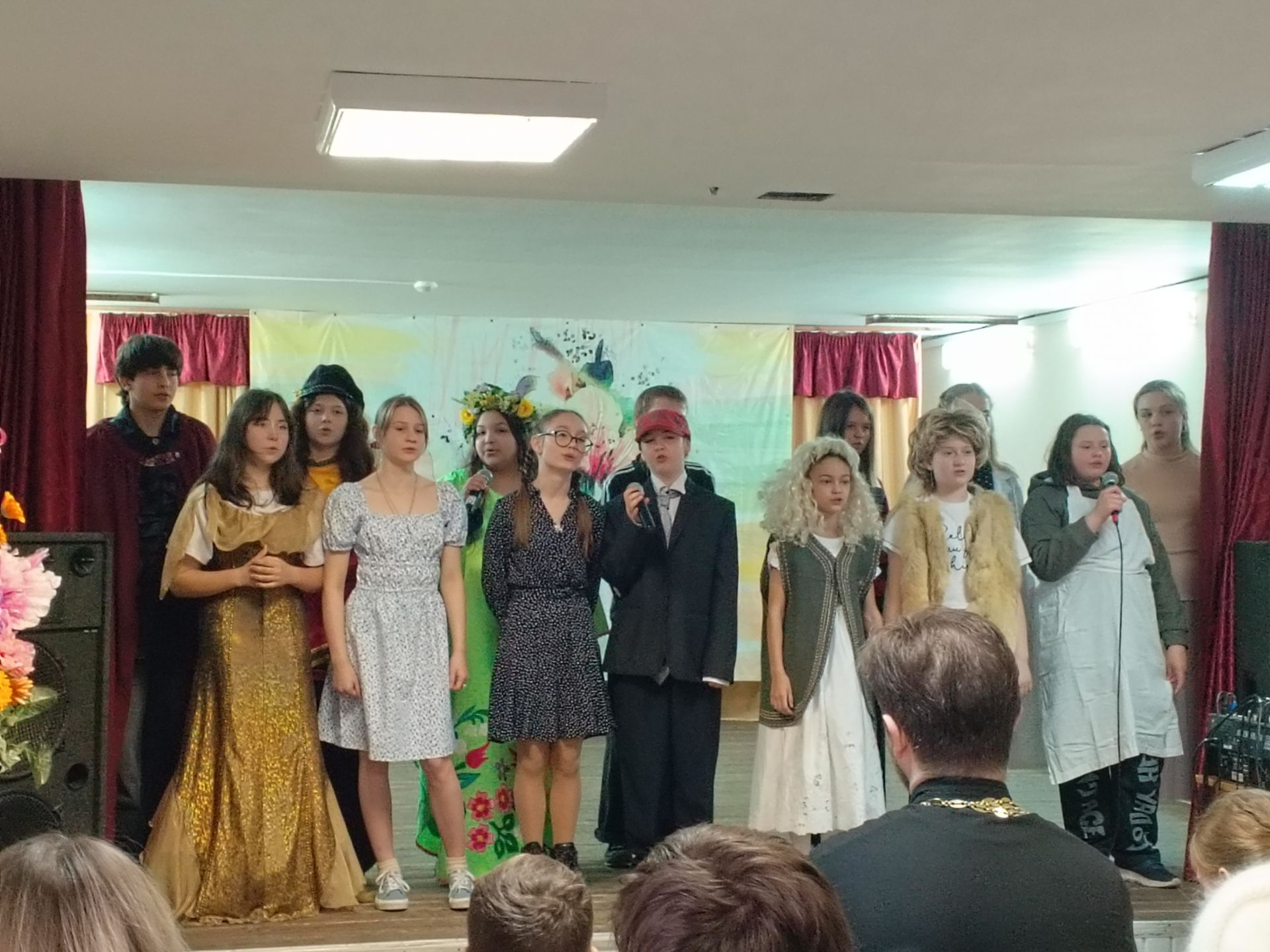 Наши новости. В ДК «Радуга» с. Молоди м.о. Чехов прошло театрализованное представление «Пасхальные сюжеты» Наши новости. В ДК «Радуга» с. Молоди м.о. Чехов прошло театрализованное представление «Пасхальные сюжеты»