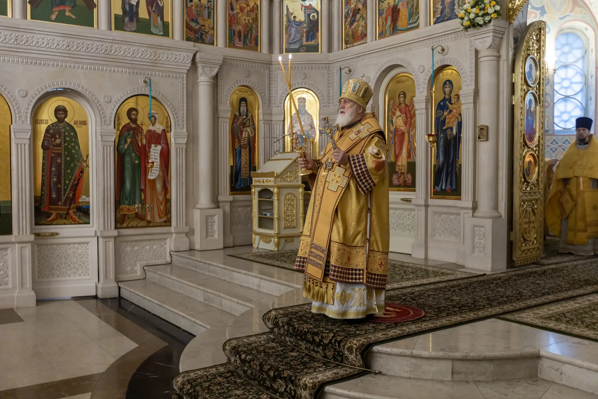 23 и 24 апреля в Тихвинском храме города Коломна будет находиться ковчег с частицей мощей святителя Филарета, митрополита Московского и Коломенского, небесного покровителя города 23 и 24 апреля в Тихвинском храме города Коломна будет находиться ковчег с частицей мощей святителя Филарета, митрополита Московского и Коломенского, небесного покровителя города