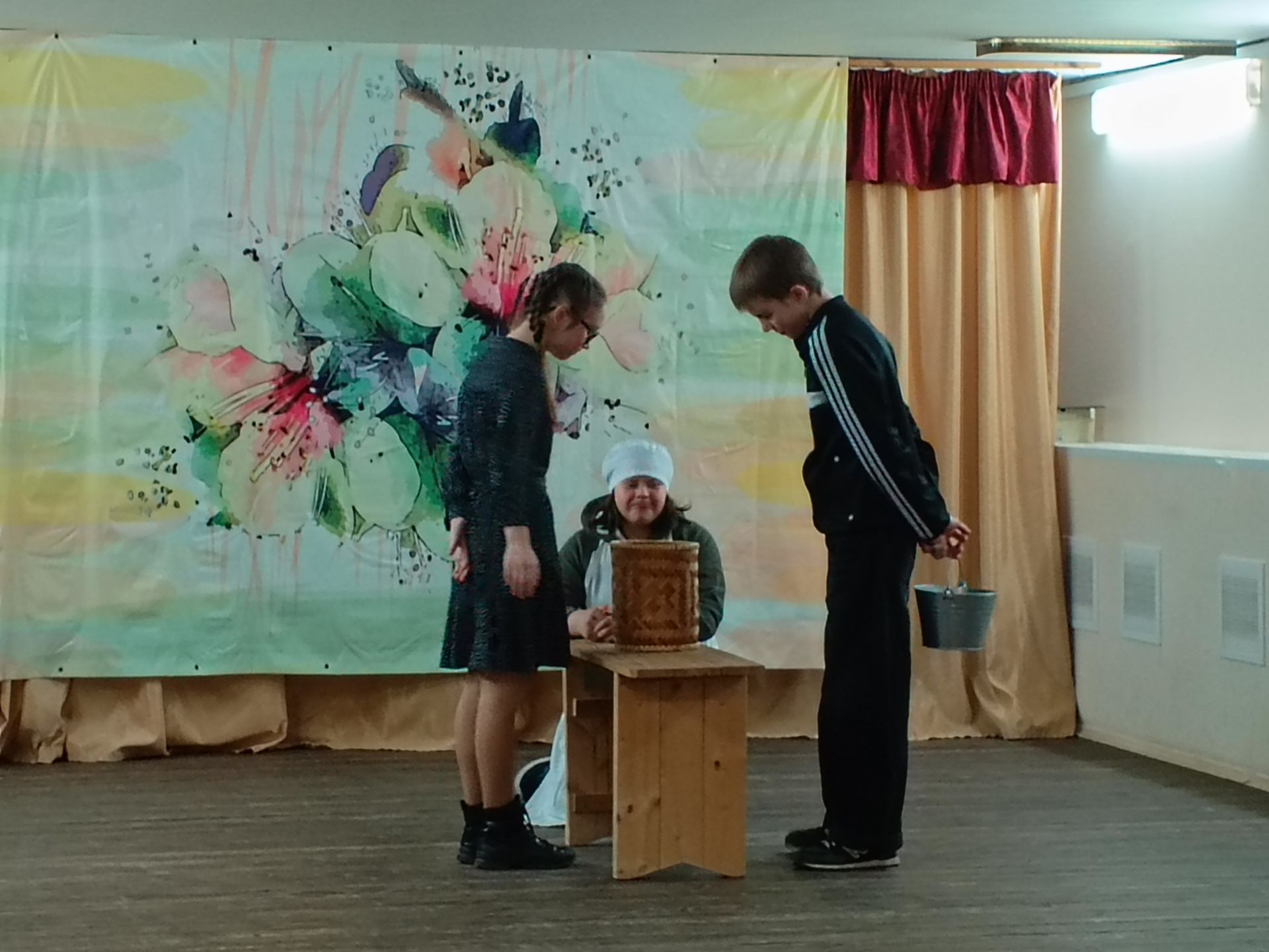 Наши новости. В ДК «Радуга» с. Молоди м.о. Чехов прошло театрализованное представление «Пасхальные сюжеты» Наши новости. В ДК «Радуга» с. Молоди м.о. Чехов прошло театрализованное представление «Пасхальные сюжеты»