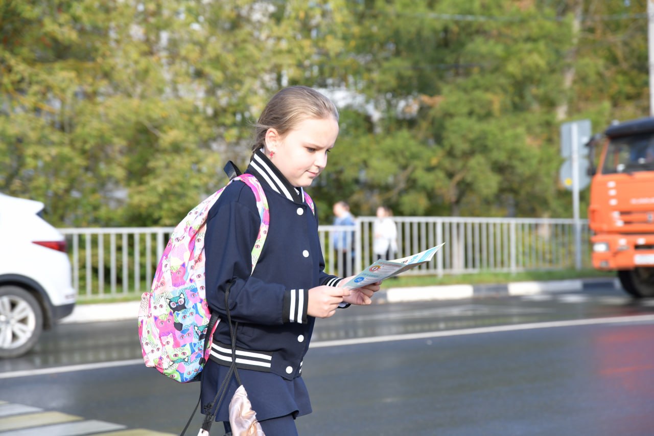 Уважаемые жители!. Обращаем особое внимание взрослых и детей на необходимость неукоснительного соблюдения Правил дорожного движения