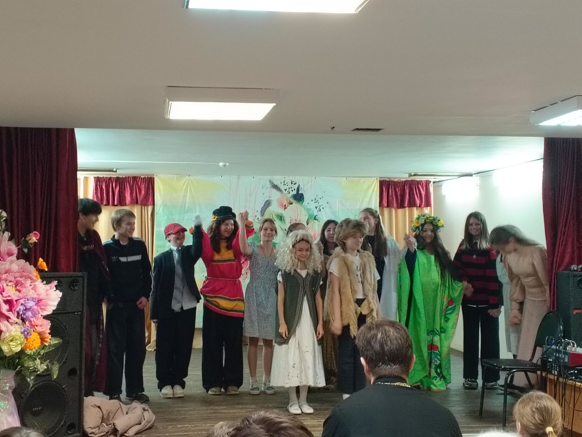 Наши новости. В ДК «Радуга» с. Молоди м.о. Чехов прошло театрализованное представление «Пасхальные сюжеты» Наши новости. В ДК «Радуга» с. Молоди м.о. Чехов прошло театрализованное представление «Пасхальные сюжеты»