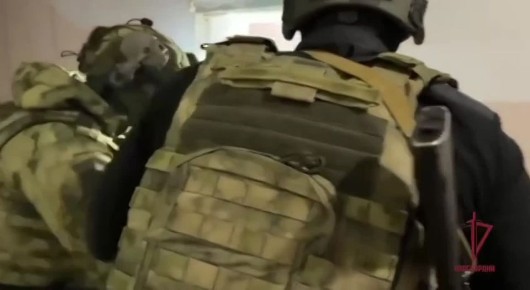 Подозреваемые в разбое и вымогательстве задержаны при силовой поддержке Росгвардии в Подмосковье