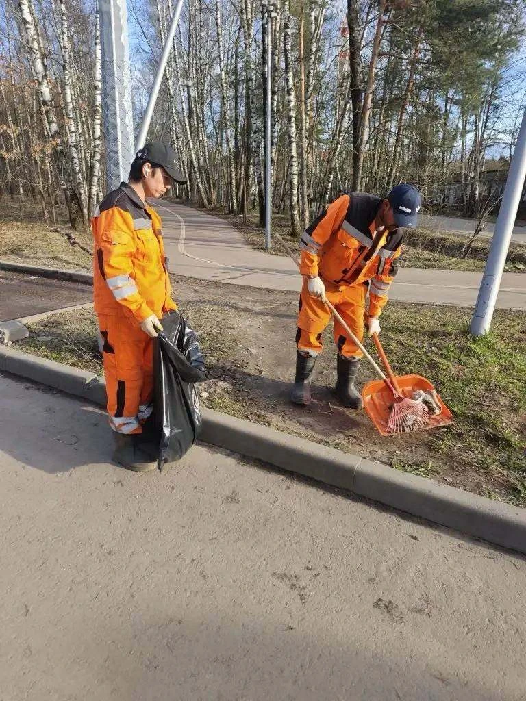В Королёве за две недели месячника чистоты вывезено более 3 тысяч кубометров мусора В Королёве за две недели месячника чистоты вывезено более 3 тысяч кубометров мусора