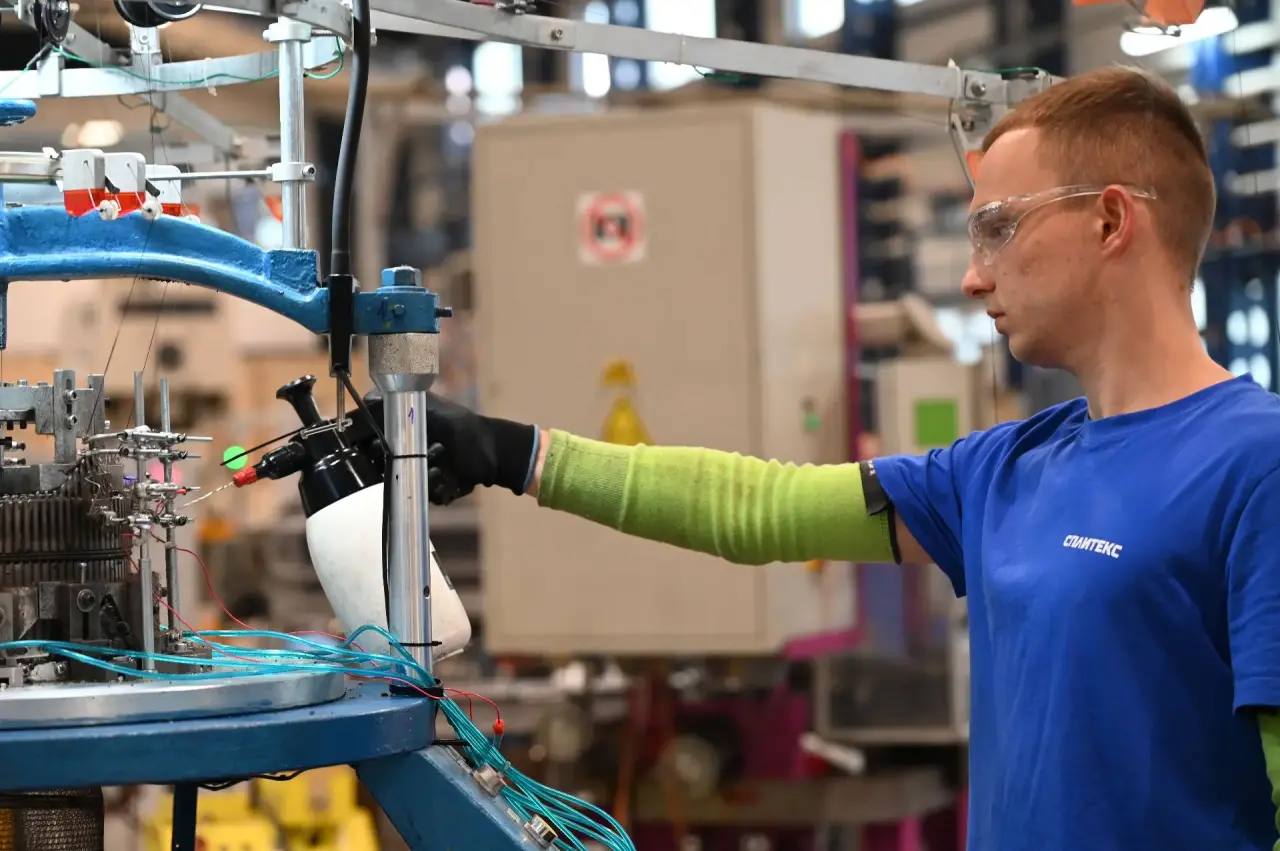 Глава городского округа Серпухов Алексей Шимко посетил завод «Сплитекс» — ведущего производителя тепломассообменного оборудования для нефтегазоперерабатывающей, добывающей и химической отраслей Глава городского округа Серпухов Алексей Шимко посетил завод «Сплитекс» — ведущего производителя тепломассообменного оборудования для нефтегазоперерабатывающей, добывающей и химической отраслей