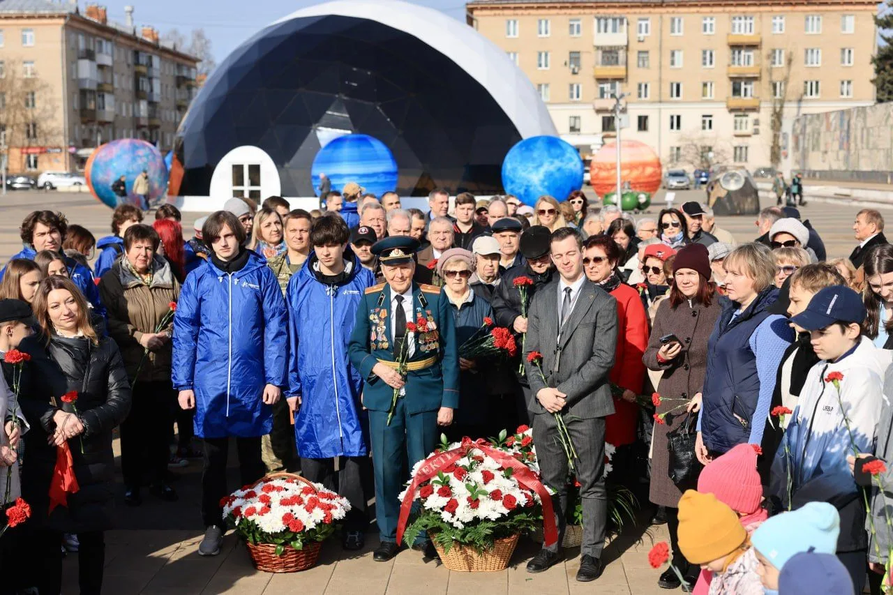 Глава Королёва Игорь Трифонов поздравил коллектив РКК «Энергия» с Днём космонавтики Глава Королёва Игорь Трифонов поздравил коллектив РКК «Энергия» с Днём космонавтики