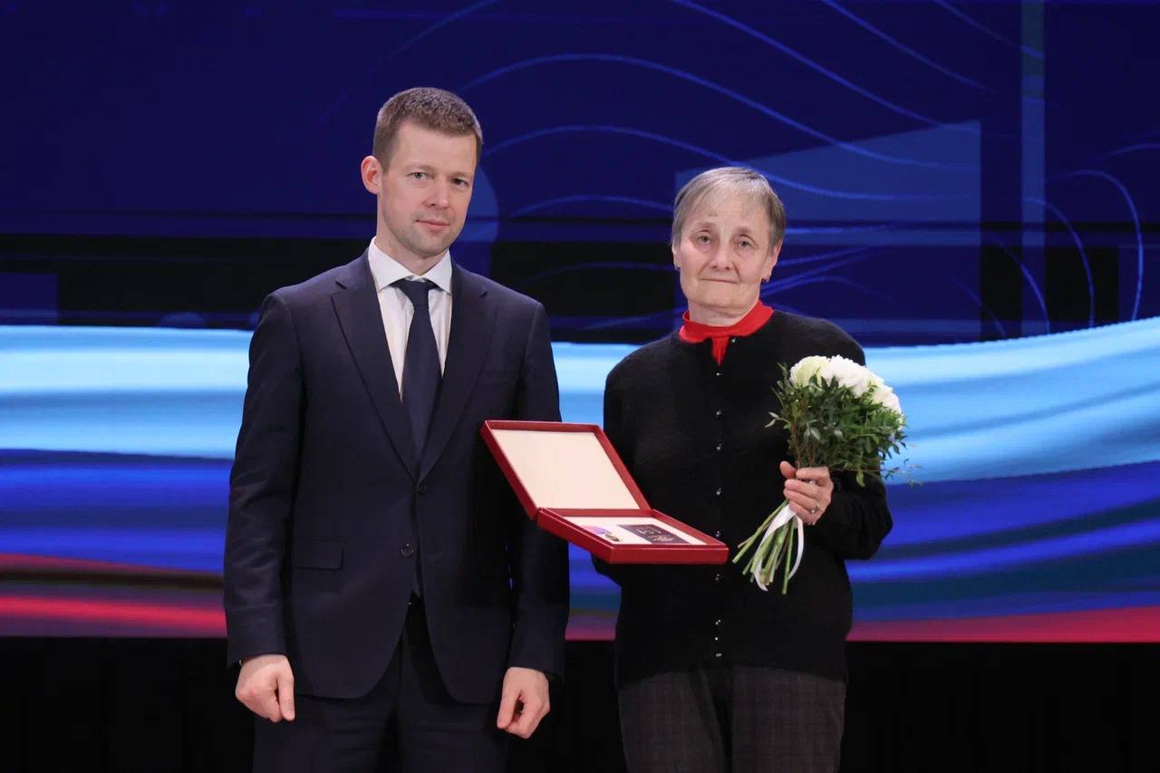 Сергей Юров: Поздравил и наградил жителей Балашихи с Днём труда Московской области Сергей Юров: Поздравил и наградил жителей Балашихи с Днём труда Московской области