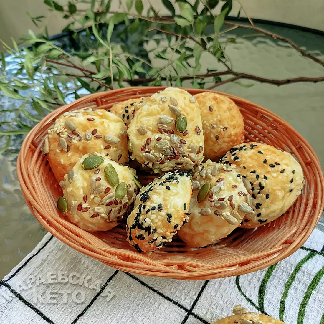 Сырные кето-булочки: легко, быстро и очень вкусно