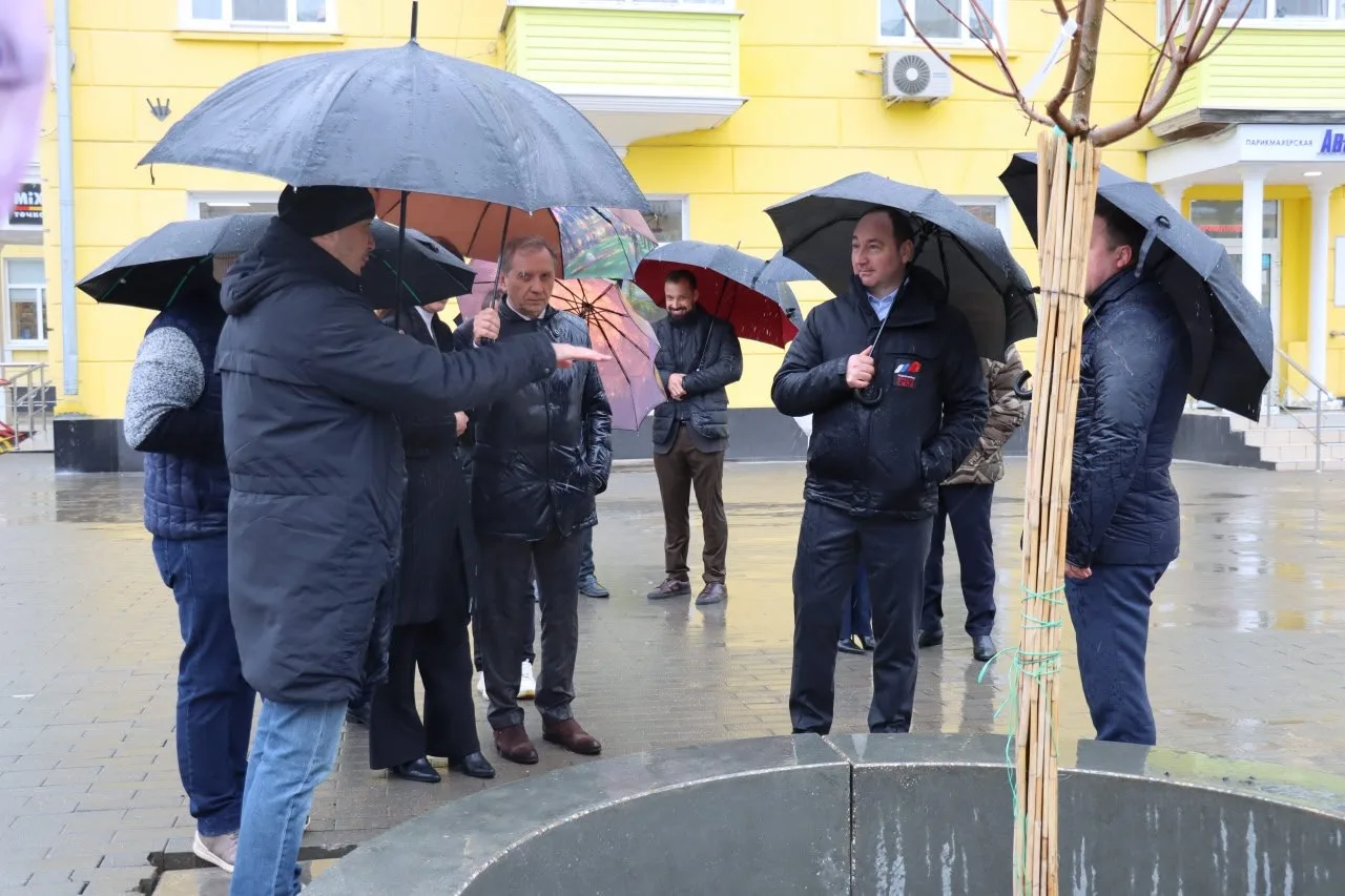 Сергей Мужальских: Проверил ход благоустройства пешеходной зоны на проспекте Победы Сергей Мужальских: Проверил ход благоустройства пешеходной зоны на проспекте Победы