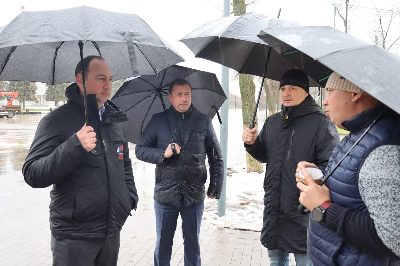 Сергей Мужальских: Проверил ход благоустройства пешеходной зоны на проспекте Победы