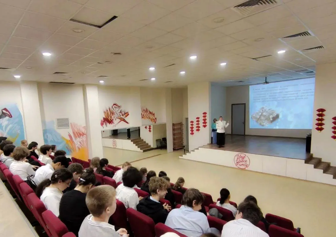 В Реутове прошла лекция для школьников о важности здорового образа жизни В Реутове прошла лекция для школьников о важности здорового образа жизни