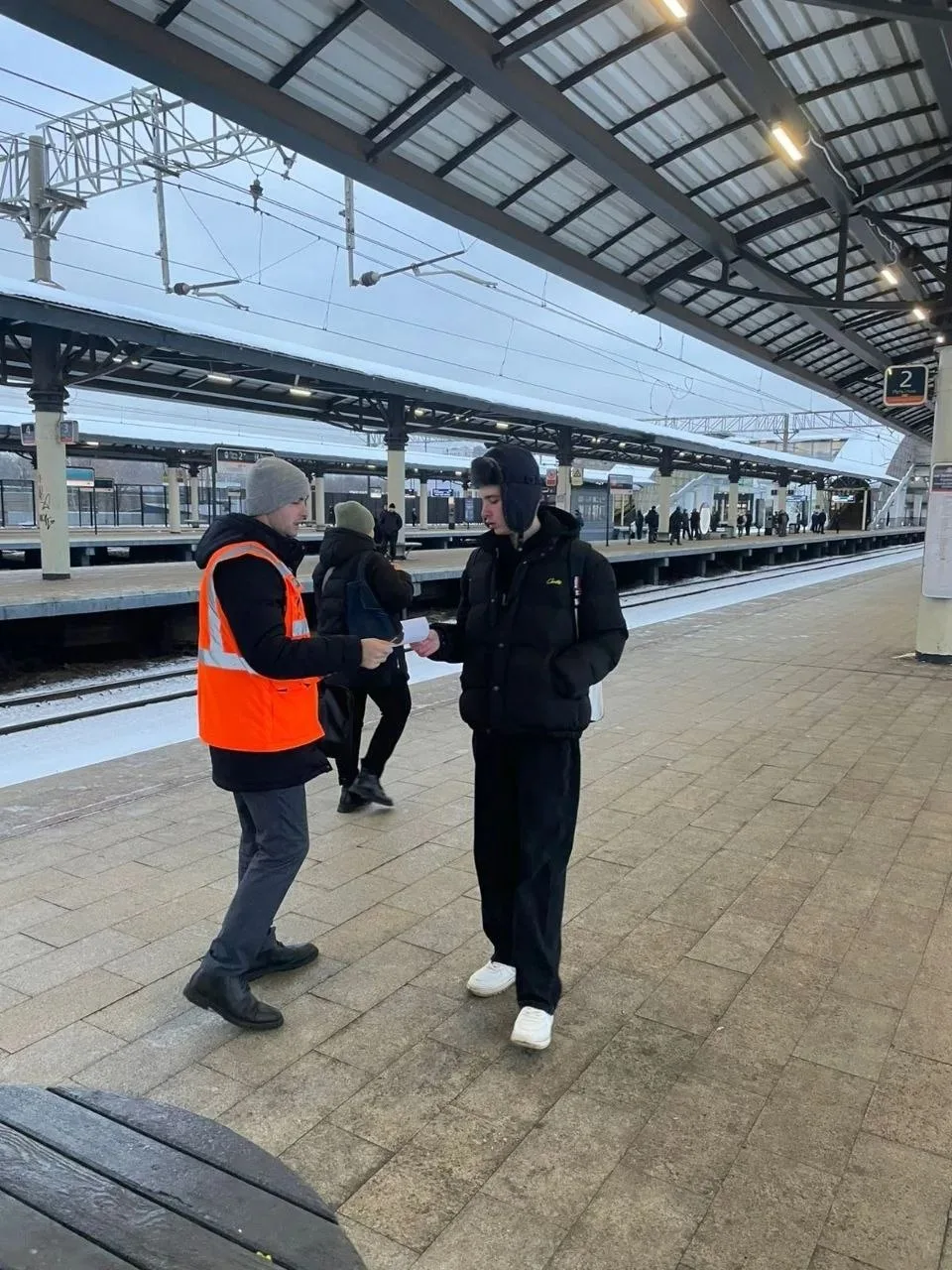 Более 100 метров ограждений вдоль железной дороги смонтировали в Люберцах с начала года Более 100 метров ограждений вдоль железной дороги смонтировали в Люберцах с начала года