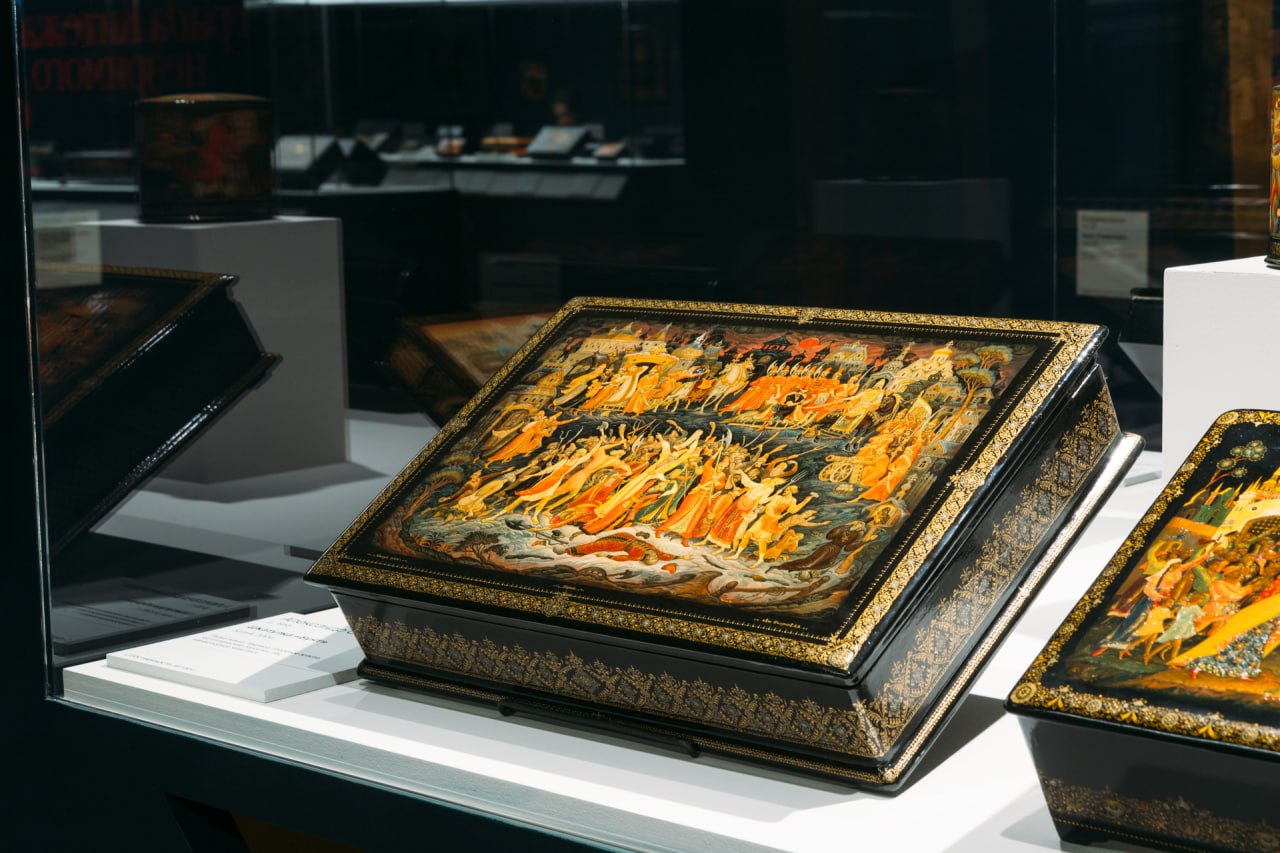 Музей «Новый Иерусалим» приглашает на выставку «Лаки. Большая история в миниатюре»