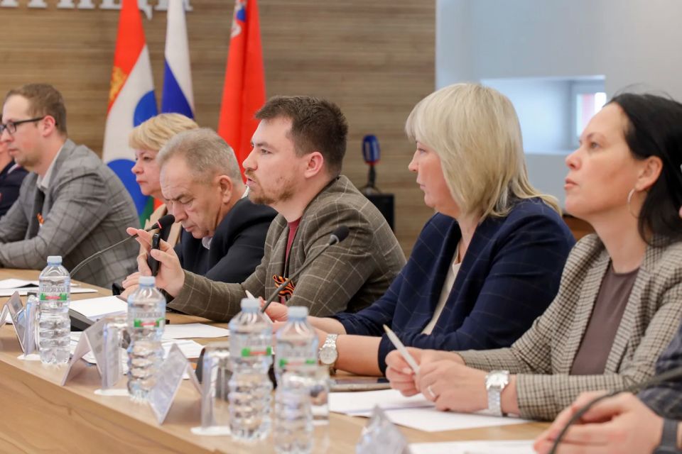 Юлия Купецкая: Продолжаем проводить круглые столы по вопросу улучшения транспортной доступности Юлия Купецкая: Продолжаем проводить круглые столы по вопросу улучшения транспортной доступности