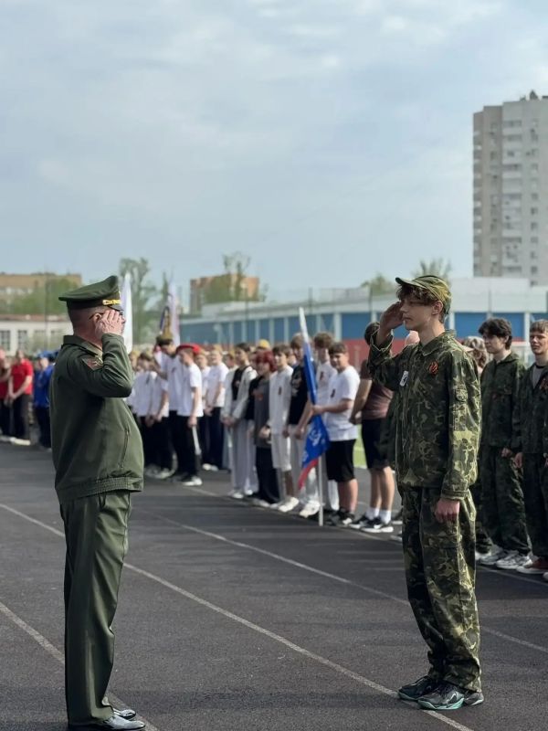 Прямо сейчас на стадионе «Вымпел» проходит муниципальный этап военно-патриотической игры «Зарница 2.0» Прямо сейчас на стадионе «Вымпел» проходит муниципальный этап военно-патриотической игры «Зарница 2.0»