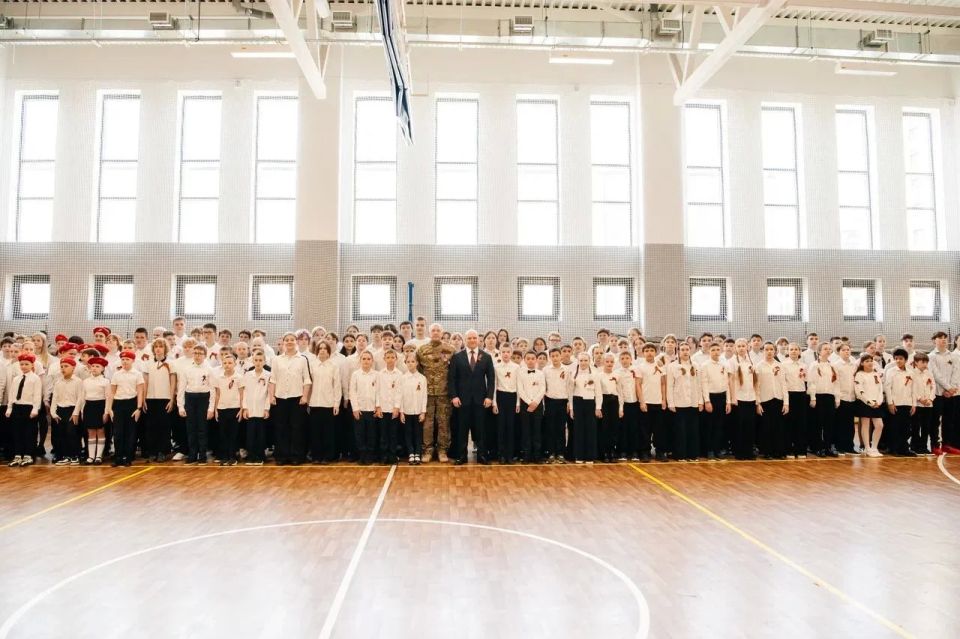 Максим Красноцветов: Ежегодно накануне Дня Победы в Пушкинском проходит важное событие - торжественное вступление юных жителей округа в ряды «Юнармии» Максим Красноцветов: Ежегодно накануне Дня Победы в Пушкинском проходит важное событие - торжественное вступление юных жителей округа в ряды «Юнармии»