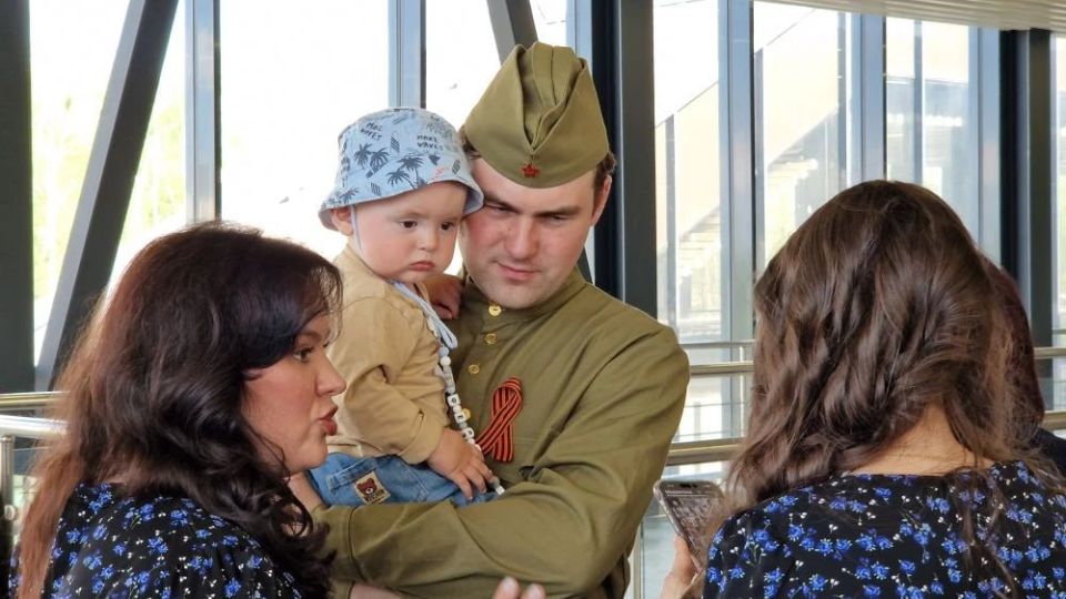Под стук колёс: на станции «Долгопрудная» впервые состоялся концерт ко Дню Победы