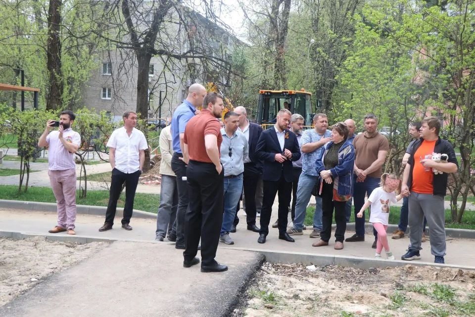 В Мытищах прошла встреча с жителями микрорайона имени Г.Т. Шитикова В Мытищах прошла встреча с жителями микрорайона имени Г.Т. Шитикова