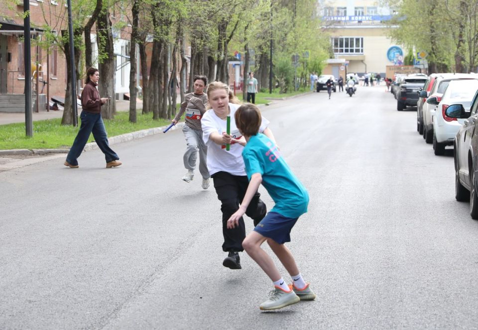 Во имя Победы: в Долгопрудном состоялась эстафета молодёжи Во имя Победы: в Долгопрудном состоялась эстафета молодёжи