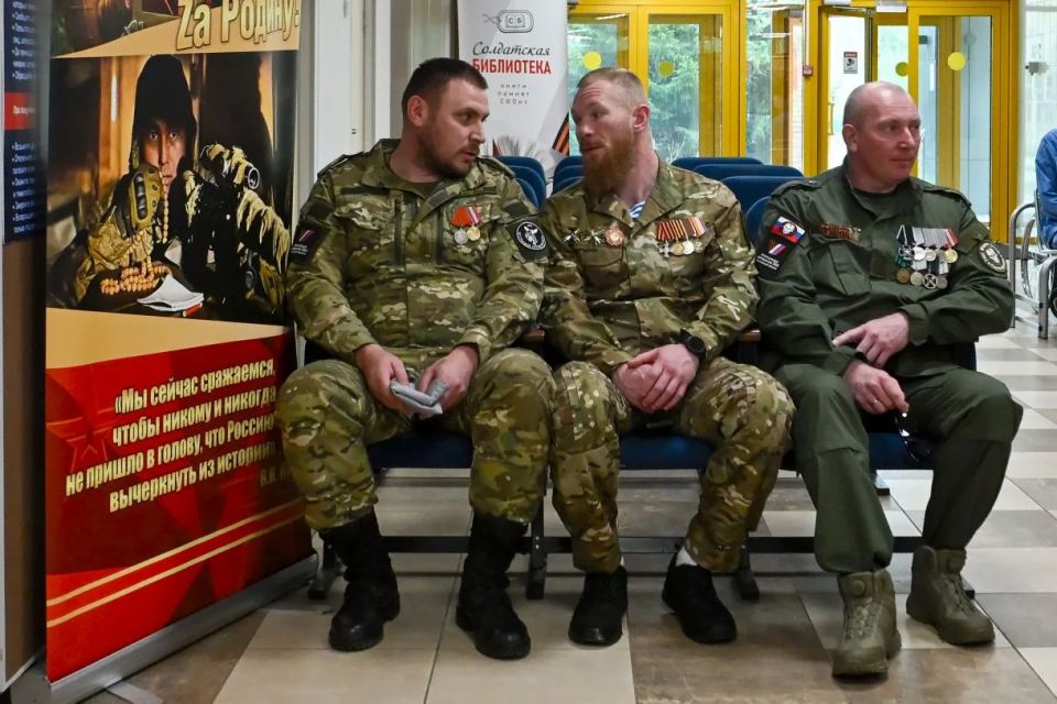 Важнейший шаг в системе помощи нашим героям: подписано соглашение с Хлебниковским военным госпиталем Важнейший шаг в системе помощи нашим героям: подписано соглашение с Хлебниковским военным госпиталем