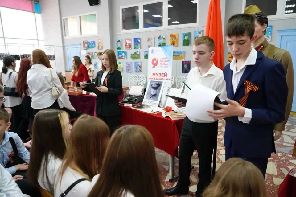 Более 600 ребят увидели музейные экспозиции подольских школ во Дворце молодёжи Более 600 ребят увидели музейные экспозиции подольских школ во Дворце молодёжи