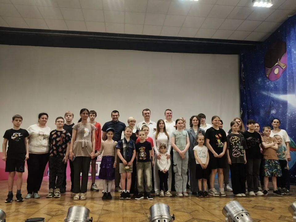 Концерт, объединивший поколения: в «Мечте» отметили годовщину Великой Победы