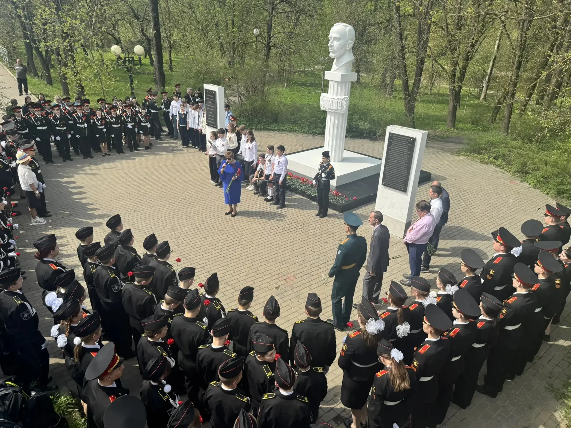 Наследники героев: красногорские кадеты отметили День Победы Наследники героев: красногорские кадеты отметили День Победы