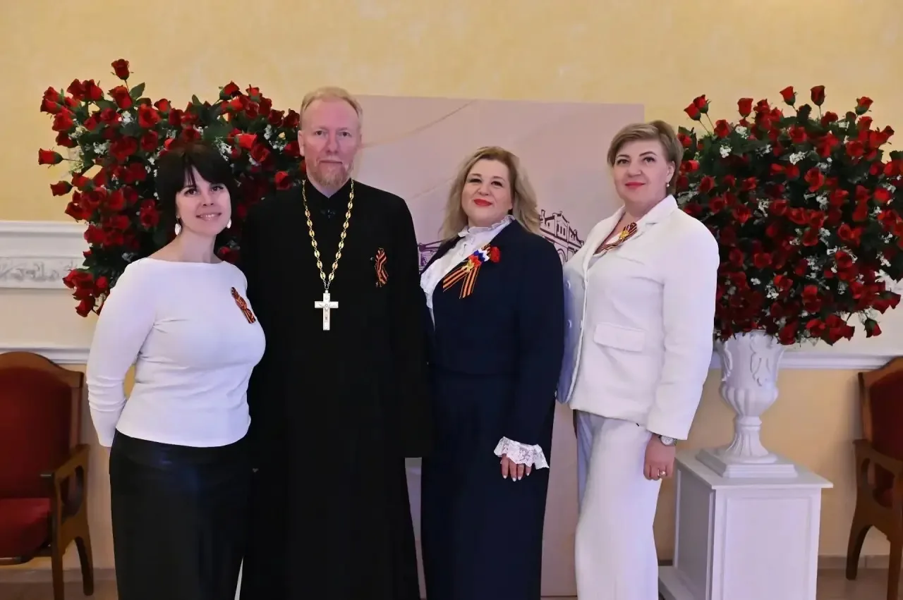 В Серпуховском театре напомнили о главном: память о войне делает нас непобедимыми В Серпуховском театре напомнили о главном: память о войне делает нас непобедимыми