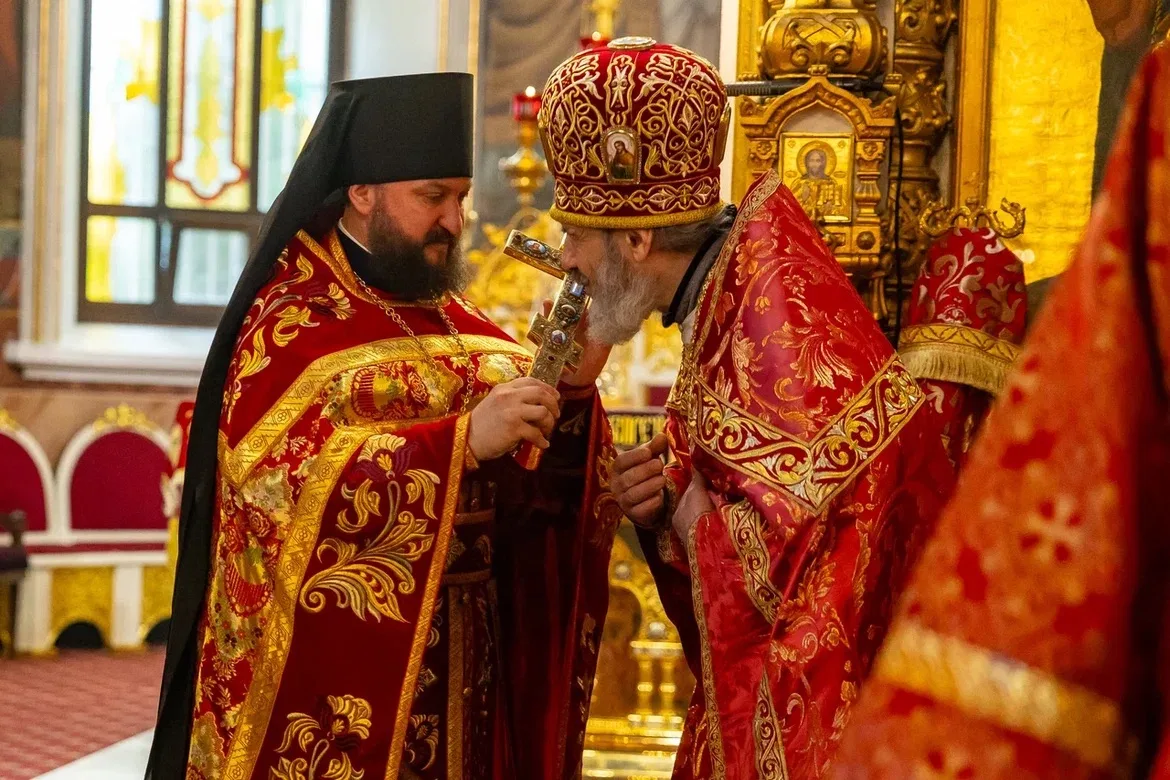 В соборе Рождества Пресвятой Богородицы состоялась божественная литургия В соборе Рождества Пресвятой Богородицы состоялась божественная литургия