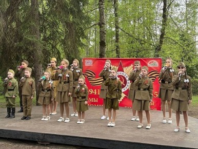 9 мая в парке культуры и отдыха «Москворецкий» прошло общеобластное мероприятие «Подвиг