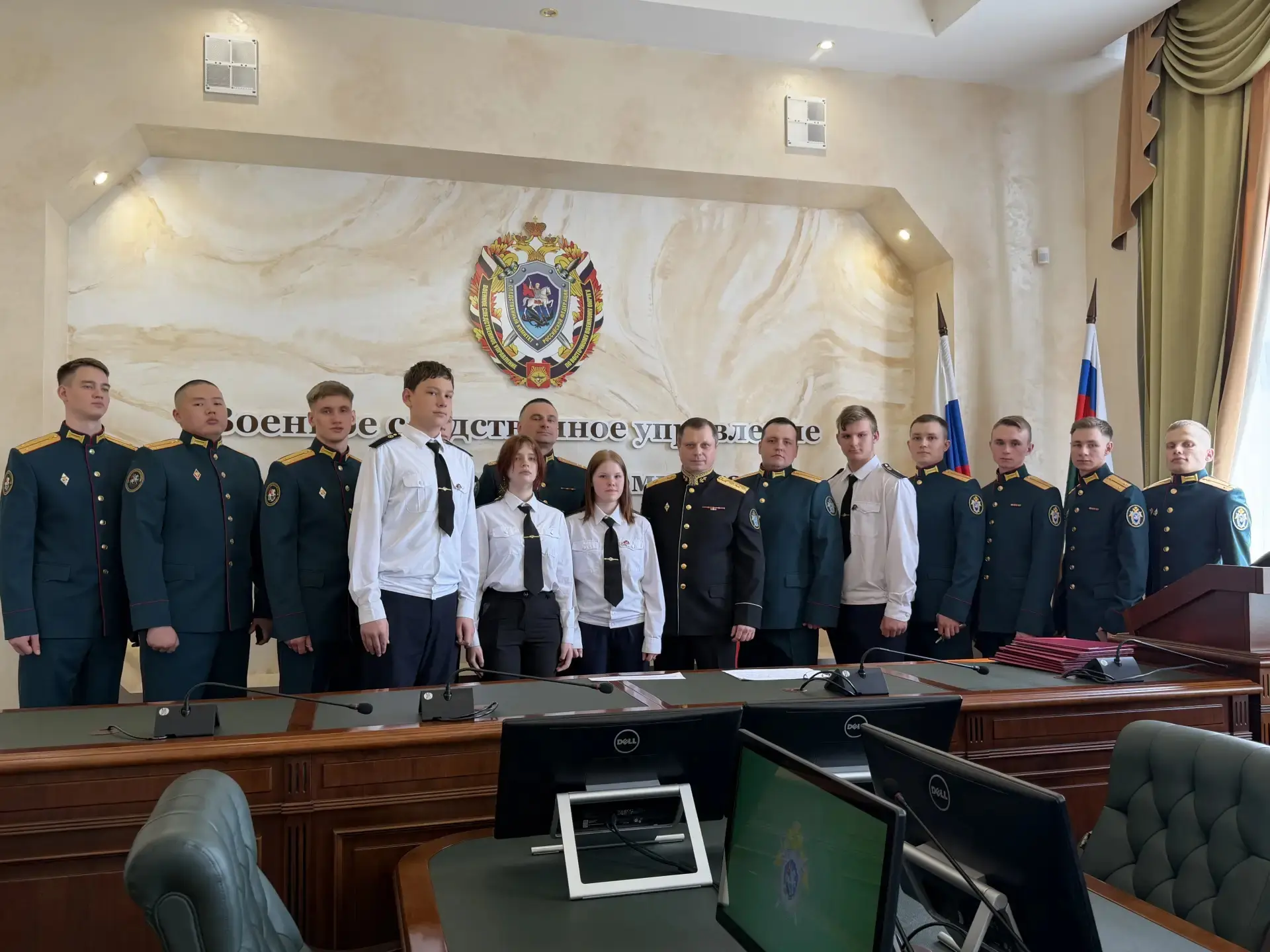 В военных следственных управлениях СК России прошли торжественные церемонии принятия присяги молодыми офицерами В военных следственных управлениях СК России прошли торжественные церемонии принятия присяги молодыми офицерами