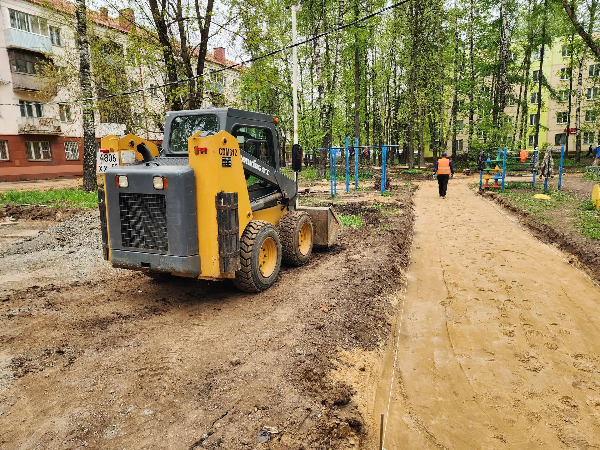 В Солнечногорске стартовало благоустройство на улицах Советской и Красной В Солнечногорске стартовало благоустройство на улицах Советской и Красной