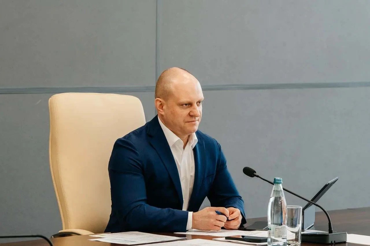 Сегодня под председательством губернатора Московской области Андрея Воробьёва прошло рабочее совещание, в котором принял участие глава округа Максим Красноцветов Сегодня под председательством губернатора Московской области Андрея Воробьёва прошло рабочее совещание, в котором принял участие глава округа Максим Красноцветов