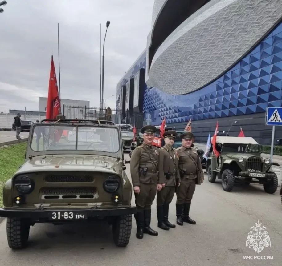 Парад ретроавтомобилей «Круг Победы» Парад ретроавтомобилей «Круг Победы»