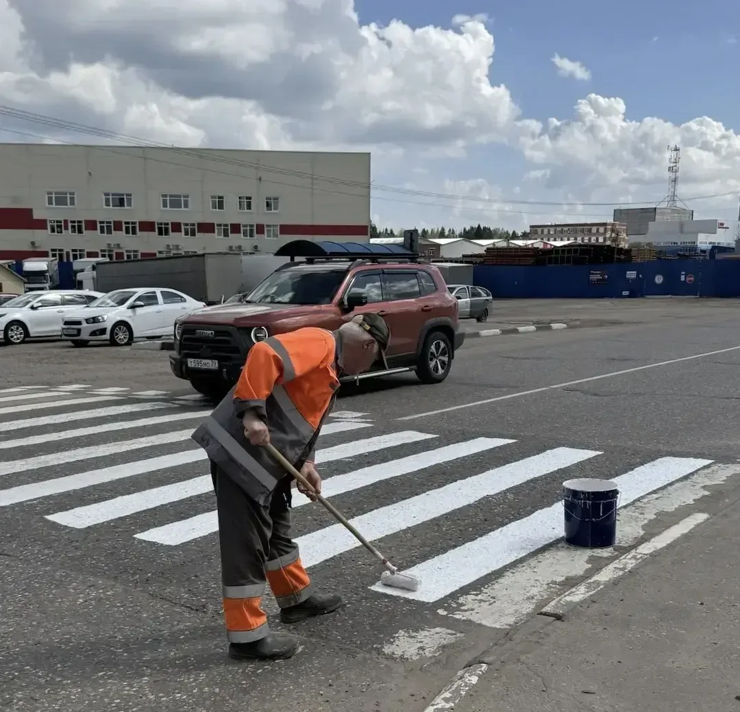 Сотрудники МБУ «Благоустройство СП» продолжают наводить порядок во всех населённых пунктах Сергиево-Посадского округа Сотрудники МБУ «Благоустройство СП» продолжают наводить порядок во всех населённых пунктах Сергиево-Посадского округа