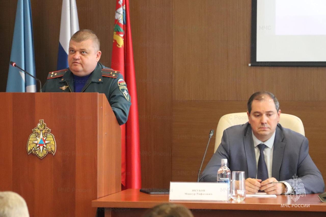 В Главном управлении состоялась рабочая встреча с представителями Общероссийского народного фронта В Главном управлении состоялась рабочая встреча с представителями Общероссийского народного фронта