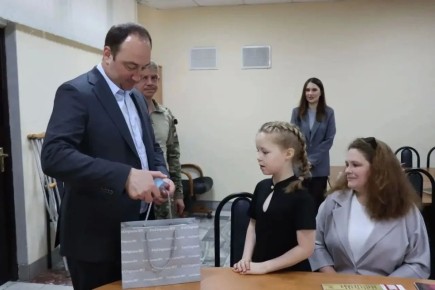 Сергей Мужальских поздравил с днём рождения дочь погибшего участника спецоперации Александру