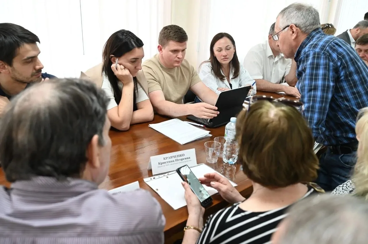 В Пущино прошла выездная администрация В Пущино прошла выездная администрация