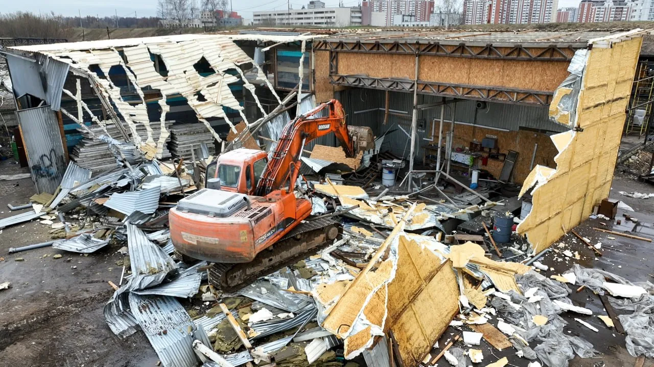 Более 70 несанкционированных объектов нестационарной торговли демонтировали с начала 2026 года Более 70 несанкционированных объектов нестационарной торговли демонтировали с начала 2026 года