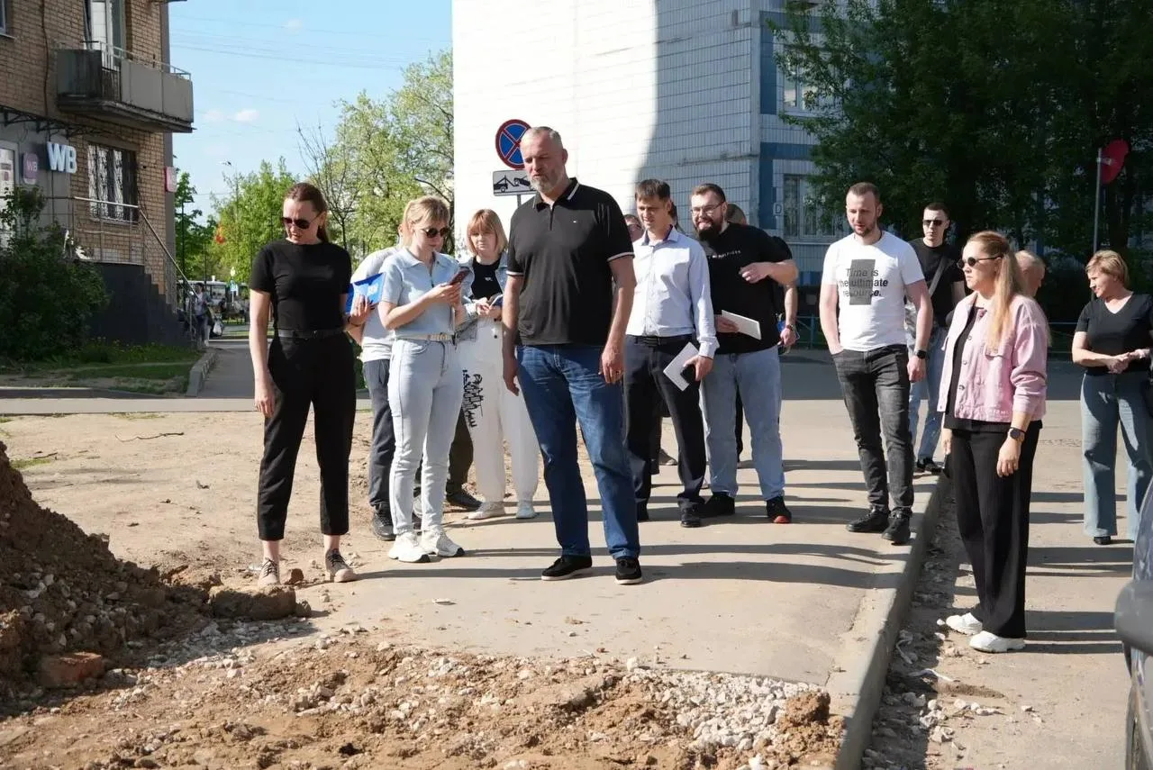 Оперативная группа провела еженедельный рейд по центральным улицам Серпухова Оперативная группа провела еженедельный рейд по центральным улицам Серпухова