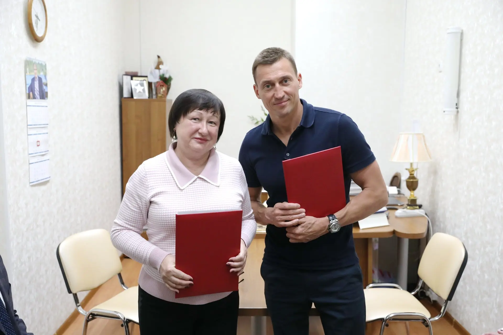 Путь к успеху: олимпийский чемпион Александр Легков посетил реабилитационный центр и школу Долгопрудного Путь к успеху: олимпийский чемпион Александр Легков посетил реабилитационный центр и школу Долгопрудного