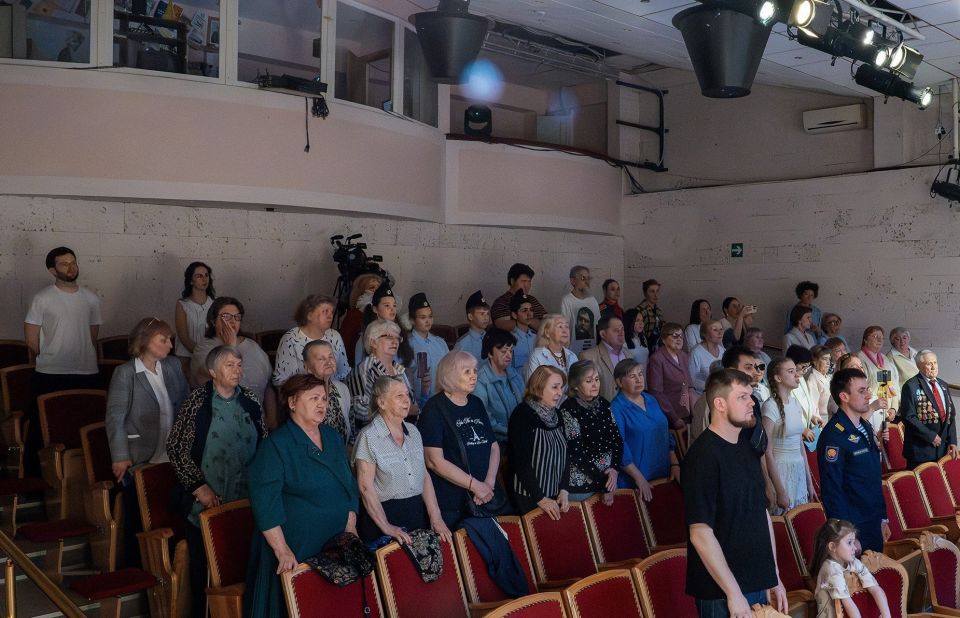 Сквозь призму СВО: ветераны спецоперации представили своё творчество в Долгопрудном Сквозь призму СВО: ветераны спецоперации представили своё творчество в Долгопрудном