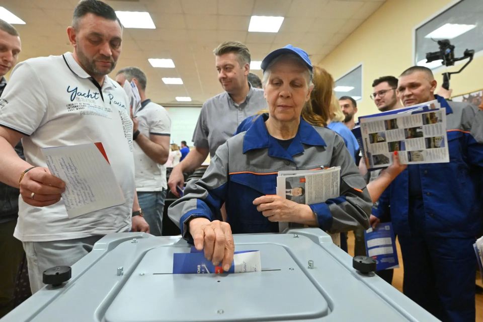 В Балашихе дали старт программным мастерским – новому формату сбора наказов в народную программу «Единой России» В Балашихе дали старт программным мастерским – новому формату сбора наказов в народную программу «Единой России»