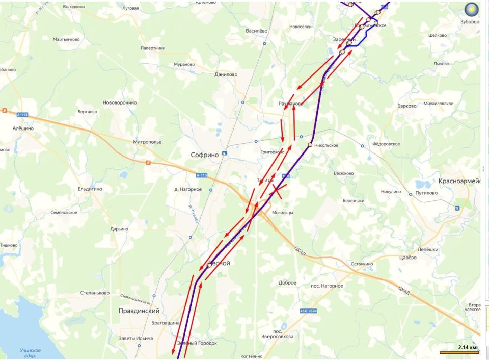 В Пушкинском городском округе на трассе М-8 «Холмогоры», 43-й километр, из-за возгорания прицепа «Тонар» перекрыто движение, образовалась пробка