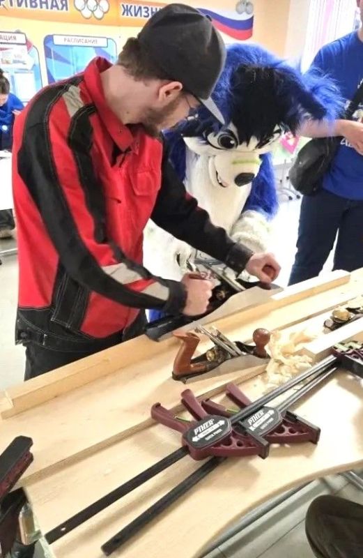 В Электростальском колледже состоялся День открытых дверей