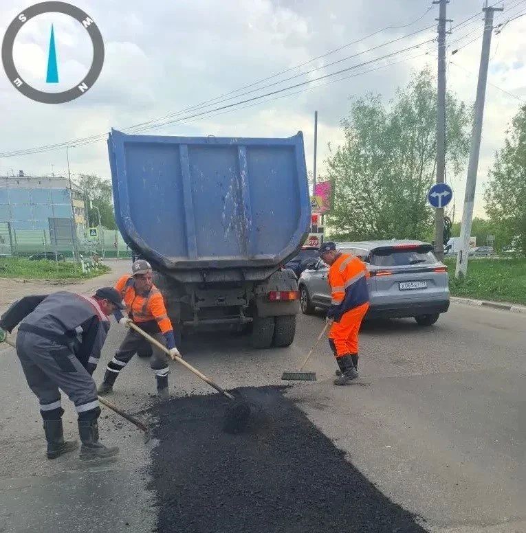 Ремонт дорог: в Долгопрудном ликвидируют ямы и укладывают новый асфальт Ремонт дорог: в Долгопрудном ликвидируют ямы и укладывают новый асфальт
