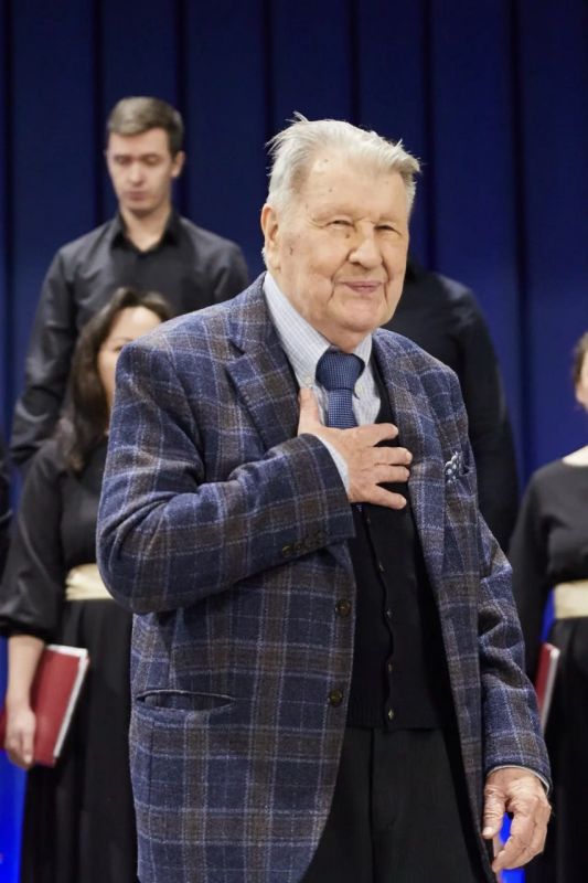 90-летний юбилей отмечает сегодня почётный гражданин Подольска Владислав Германович Агафонников