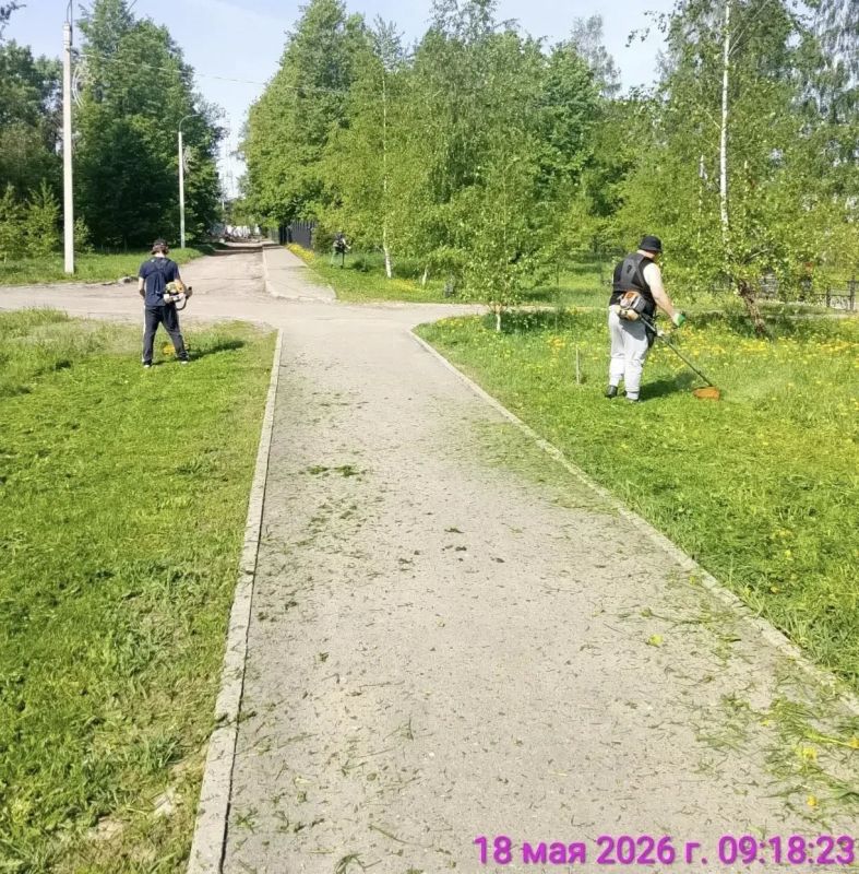 Сотрудники МБУ «Благоустройство СП» продолжают наводить порядок во всех населённых пунктах Сергиево-Посадского округа Сотрудники МБУ «Благоустройство СП» продолжают наводить порядок во всех населённых пунктах Сергиево-Посадского округа
